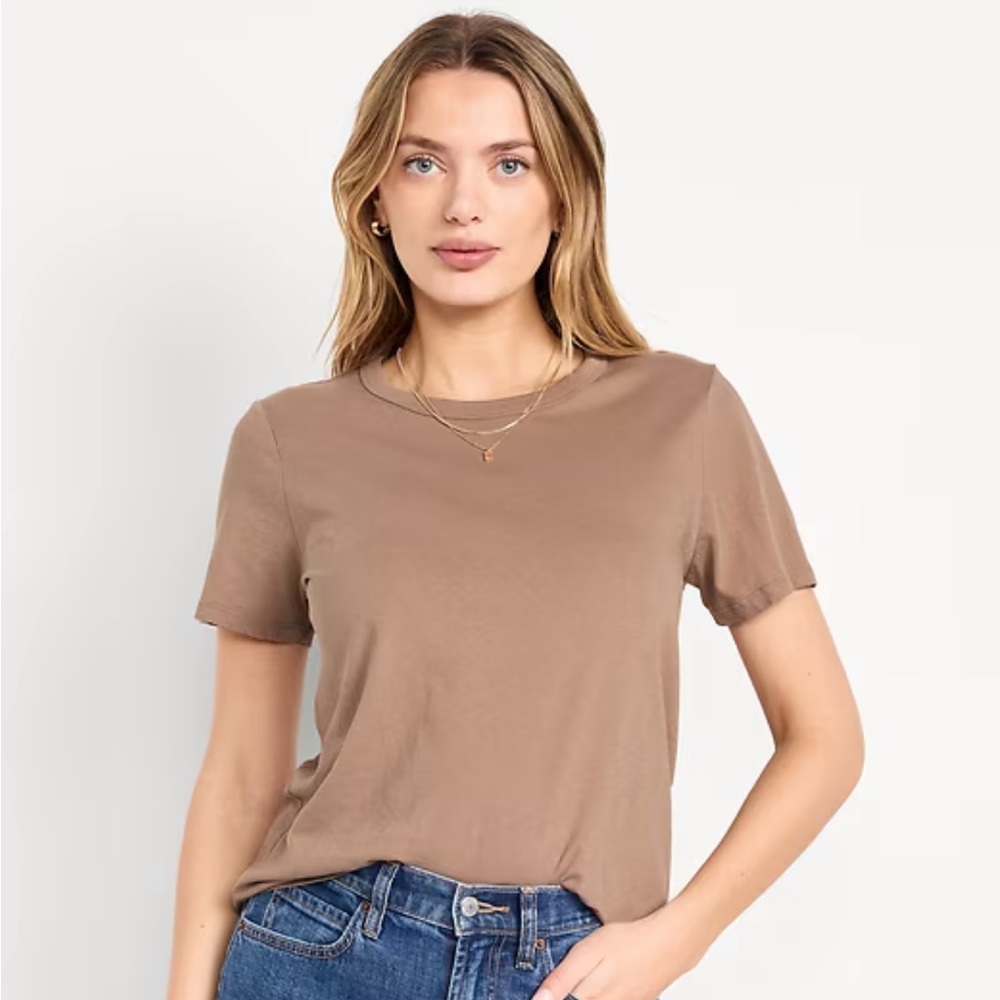 Old Navy EveryWear crew neck t-shirt tan
